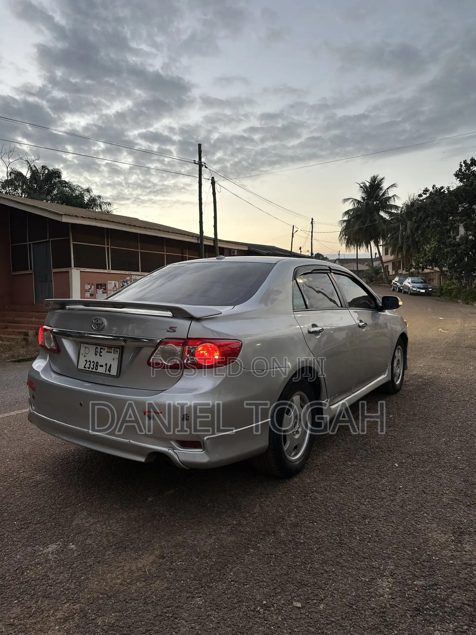 Toyota Corolla 2012 Silver