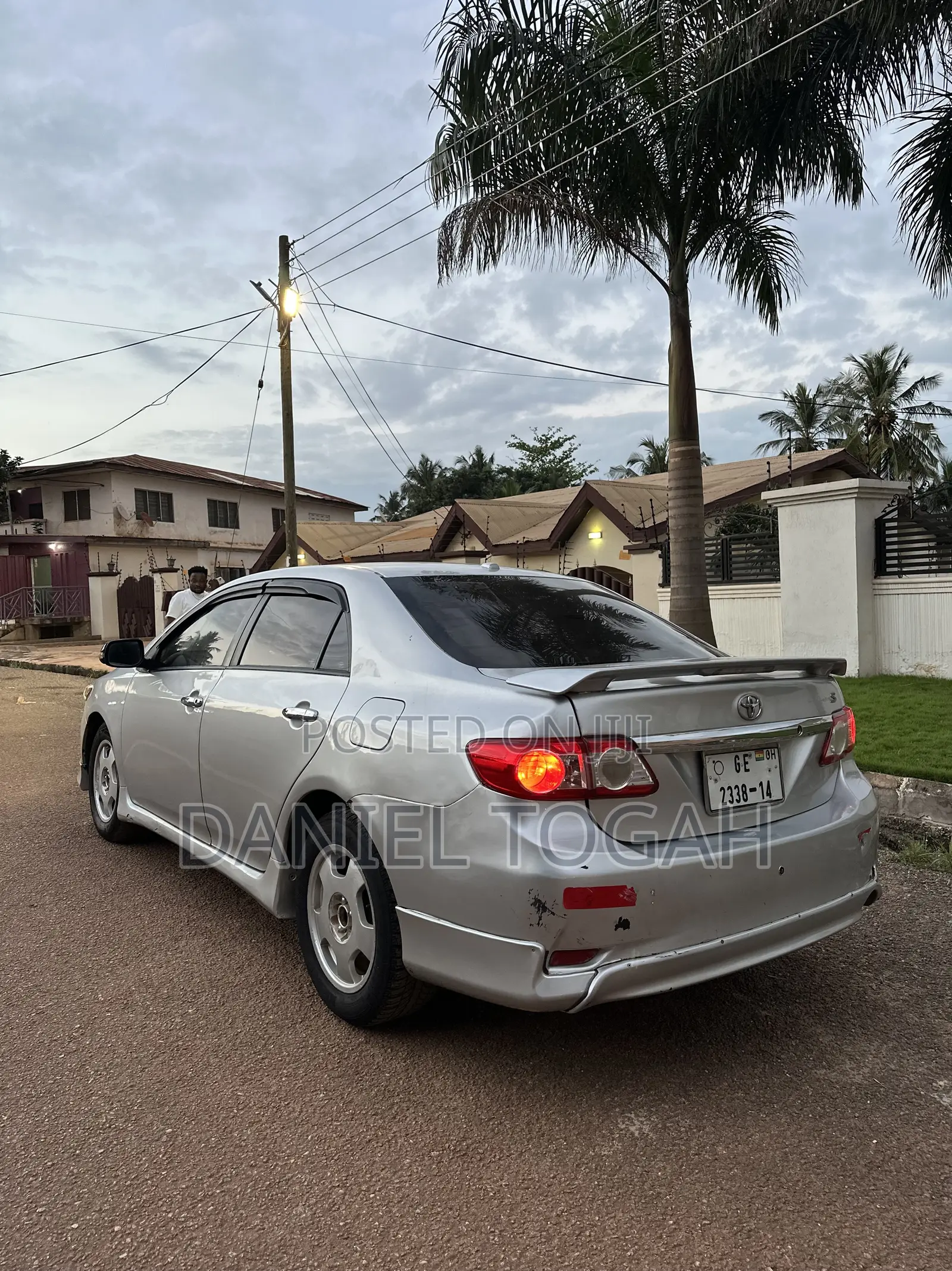 Toyota Corolla 2012 Silver