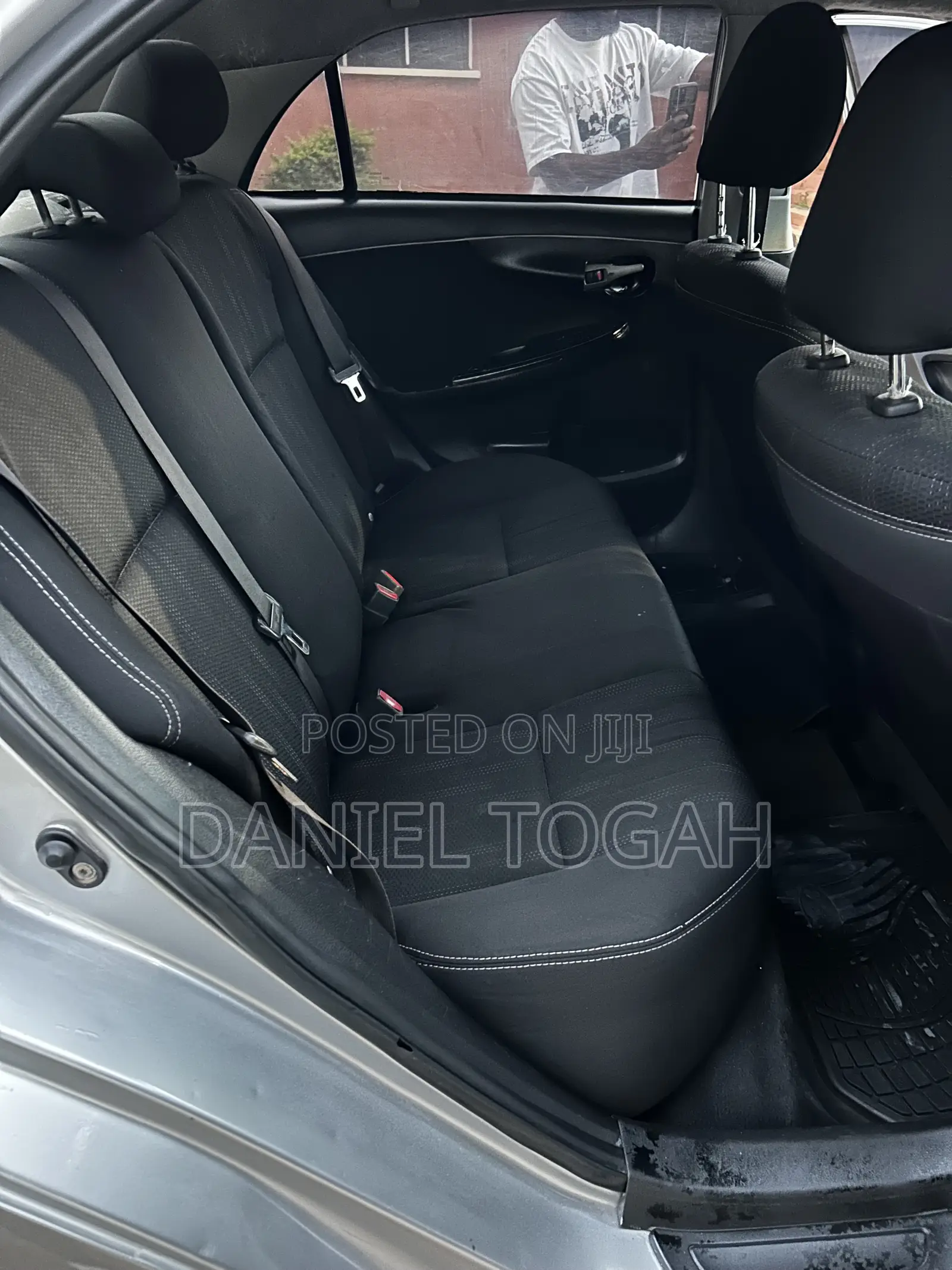 Toyota Corolla 2012 Silver