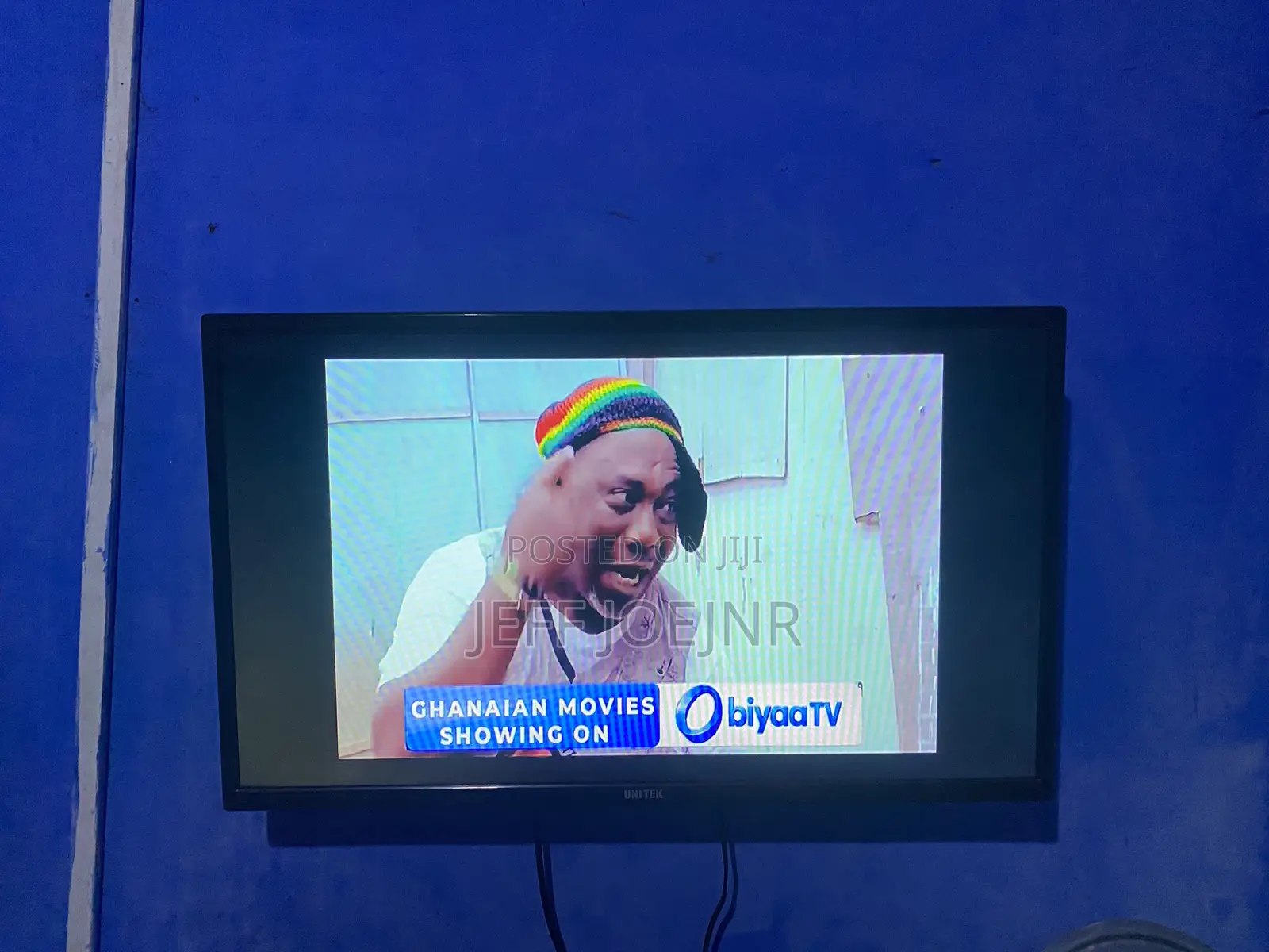 TV 32 Inches