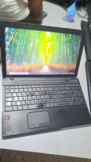 Laptop Toshiba C50 8GB AMD A6 HDD 500GB