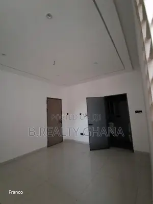 4bdrm House in Baatsona Total for sale