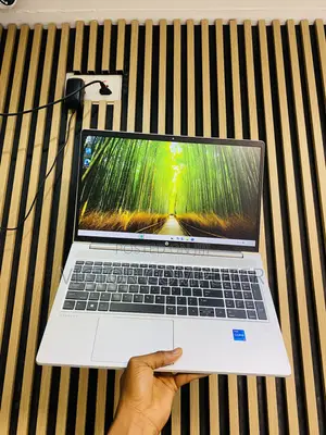 Laptop HP ProBook 450 G9 16GB Intel Core i5 SSD 512GB
