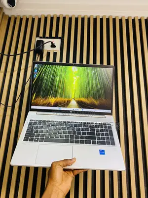 Laptop HP ProBook 450 G9 16GB Intel Core i5 SSD 512GB