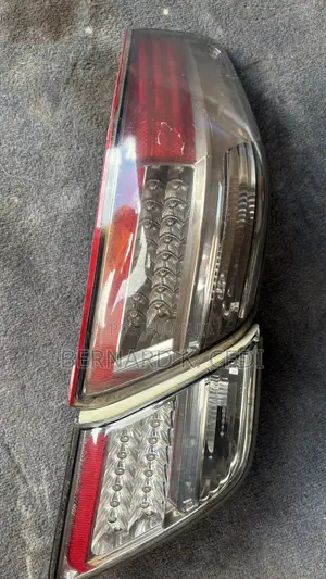 Toyota Camry 2011 Tail Lights ( Right Side)