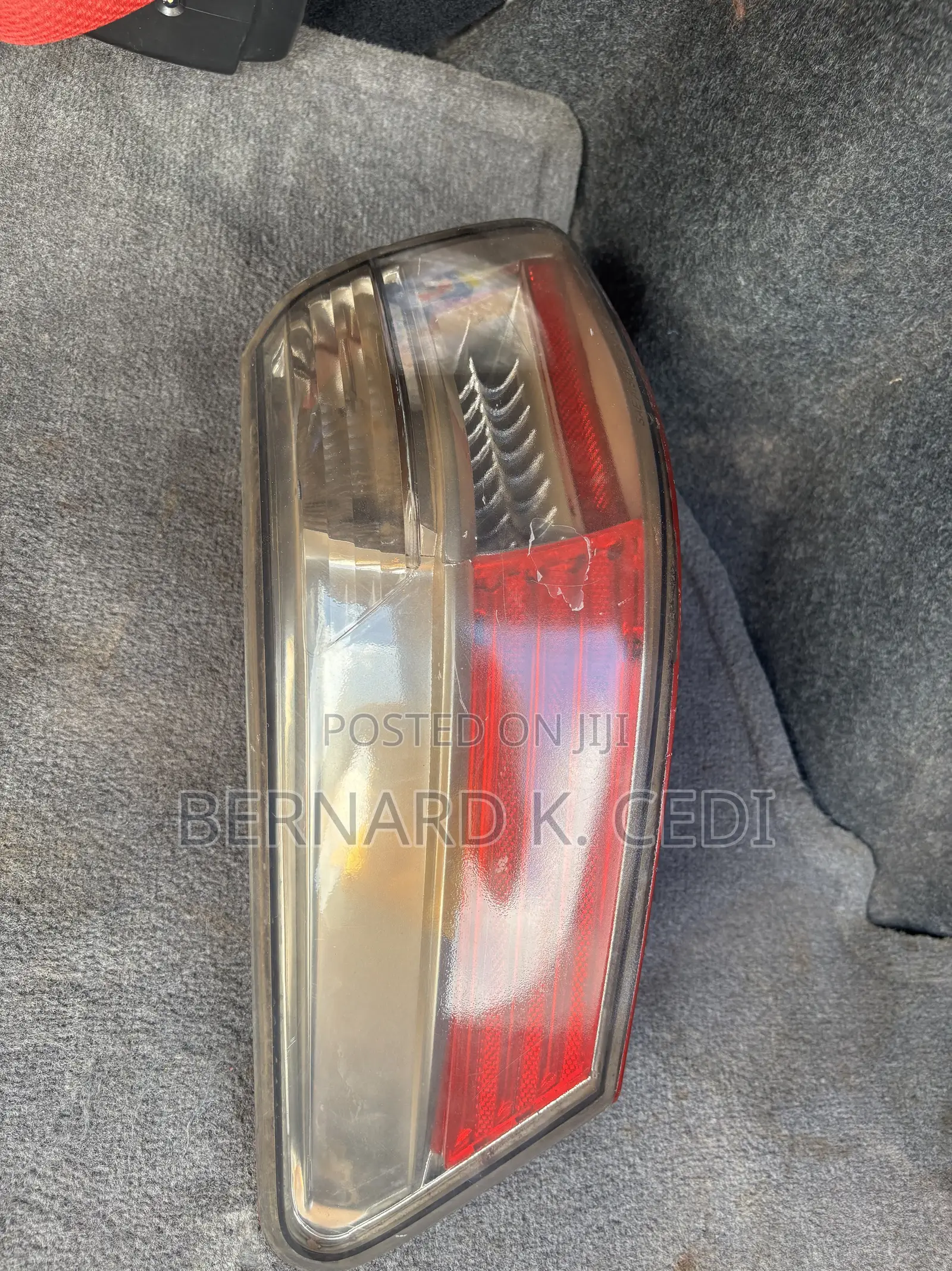 Toyota Camry 2011 Tail Lights ( Right Side)