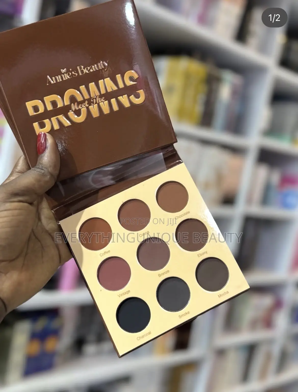 Anies Eyeshadow Palette
