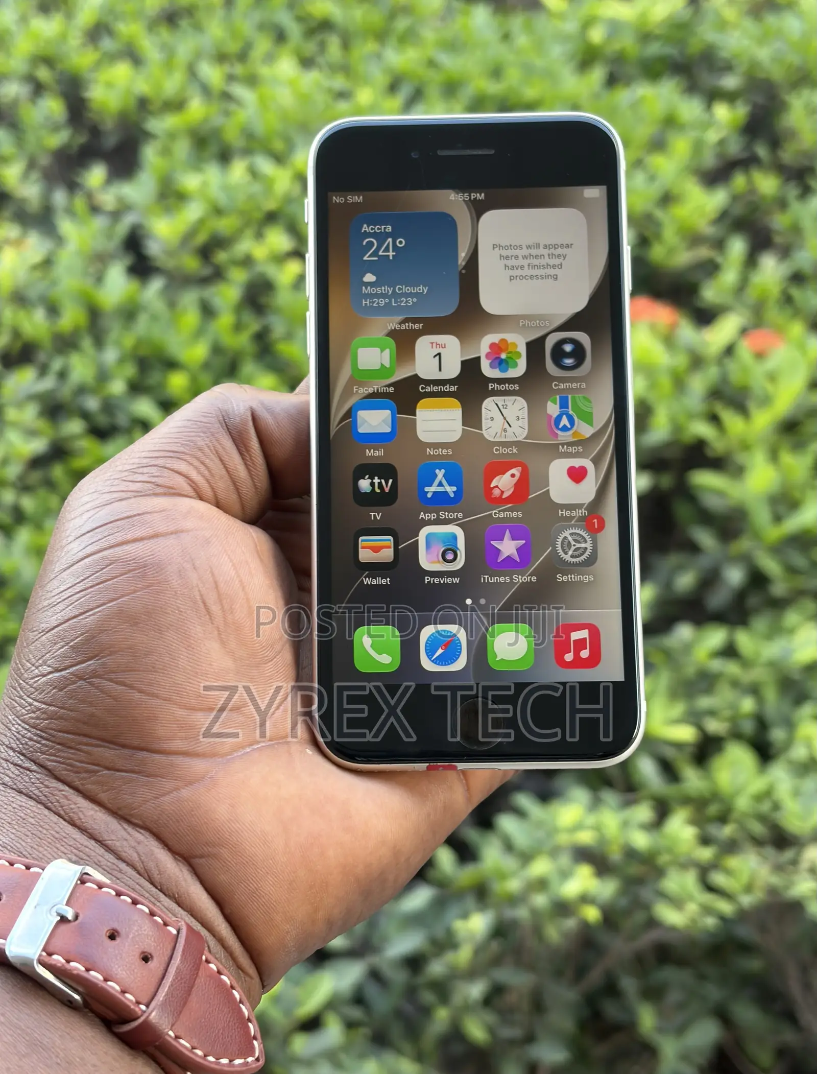 Apple iPhone SE (2022) 128 GB White