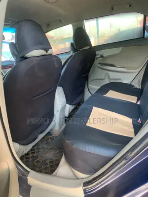 Toyota Corolla 2010 Blue