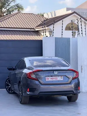 Honda Civic EX Sedan 2018 Gray