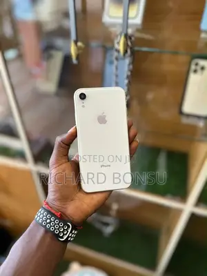 New Apple iPhone XR 128 GB White