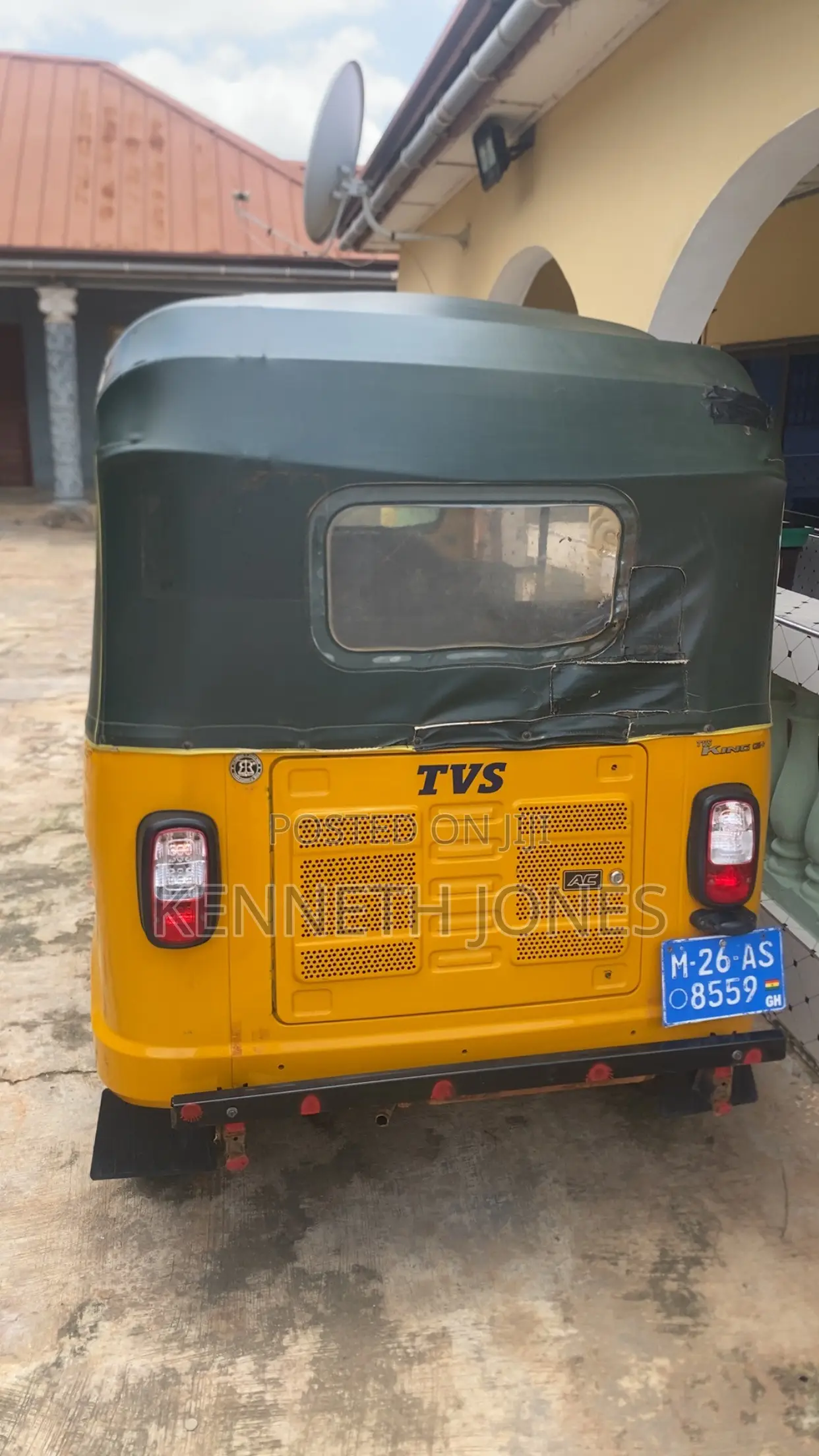 TVS King Deluxe Plus iTouch Start 2026 Yellow