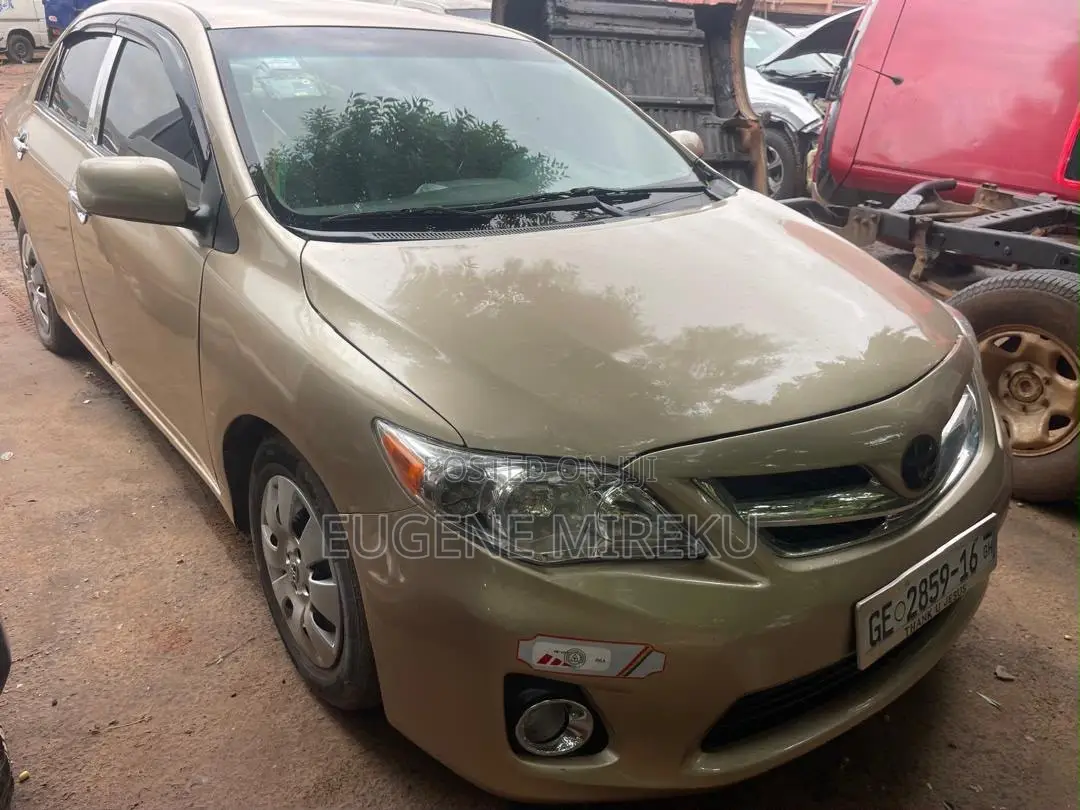 Toyota Corolla 2011 Burgundy