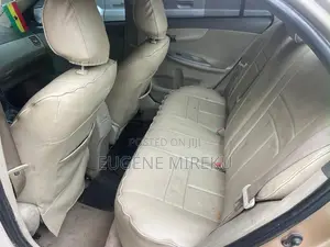 Toyota Corolla 2011 Burgundy
