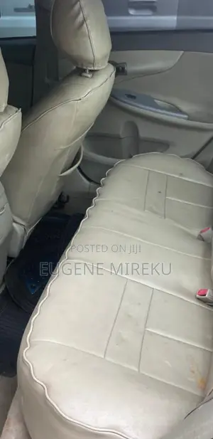 Toyota Corolla 2011 Burgundy