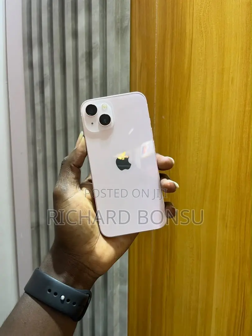New Apple iPhone 13 256 GB Yellow