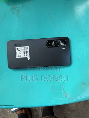 Infinix Hot 60 128 GB Black