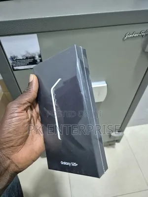 New Samsung Galaxy S25+ 256 GB Black