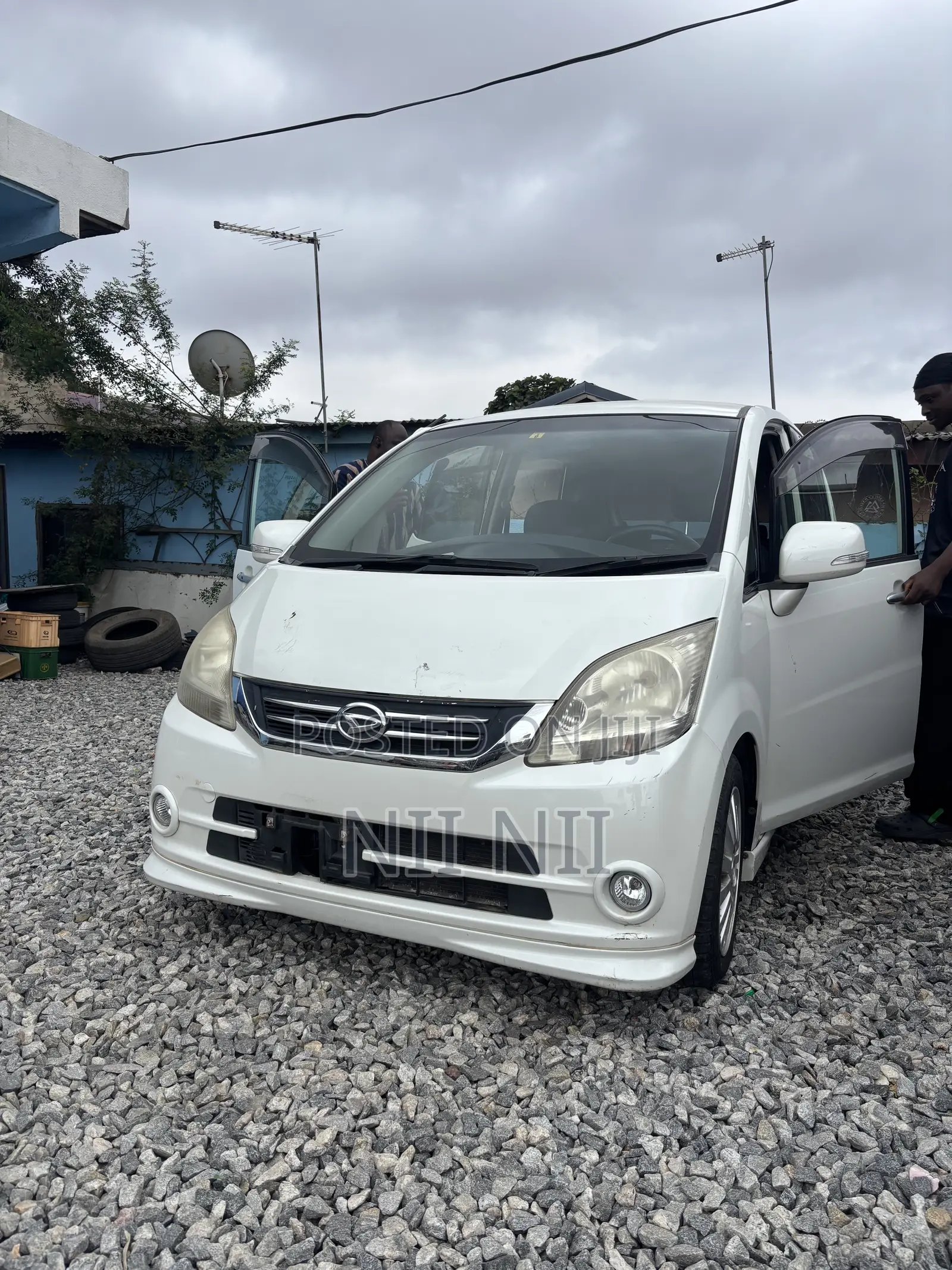 Daihatsu Move 2009 White