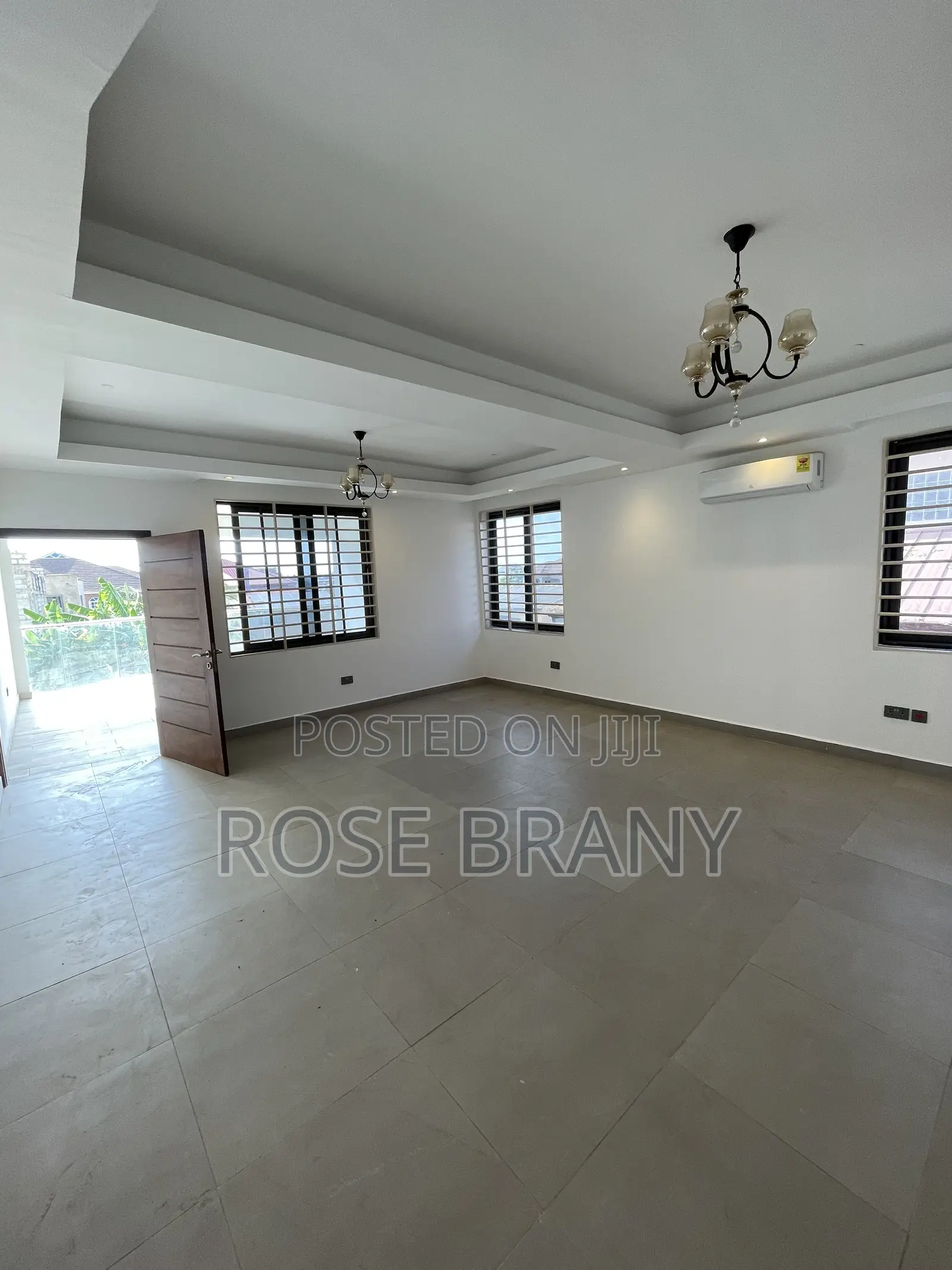 5bdrm House in Tseaddo, Accra Metropolitan for sale