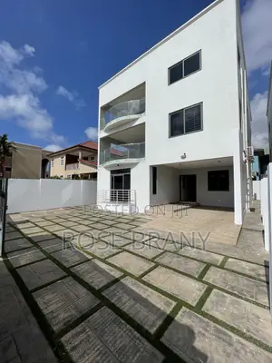 5bdrm House in Tseaddo, Accra Metropolitan for sale