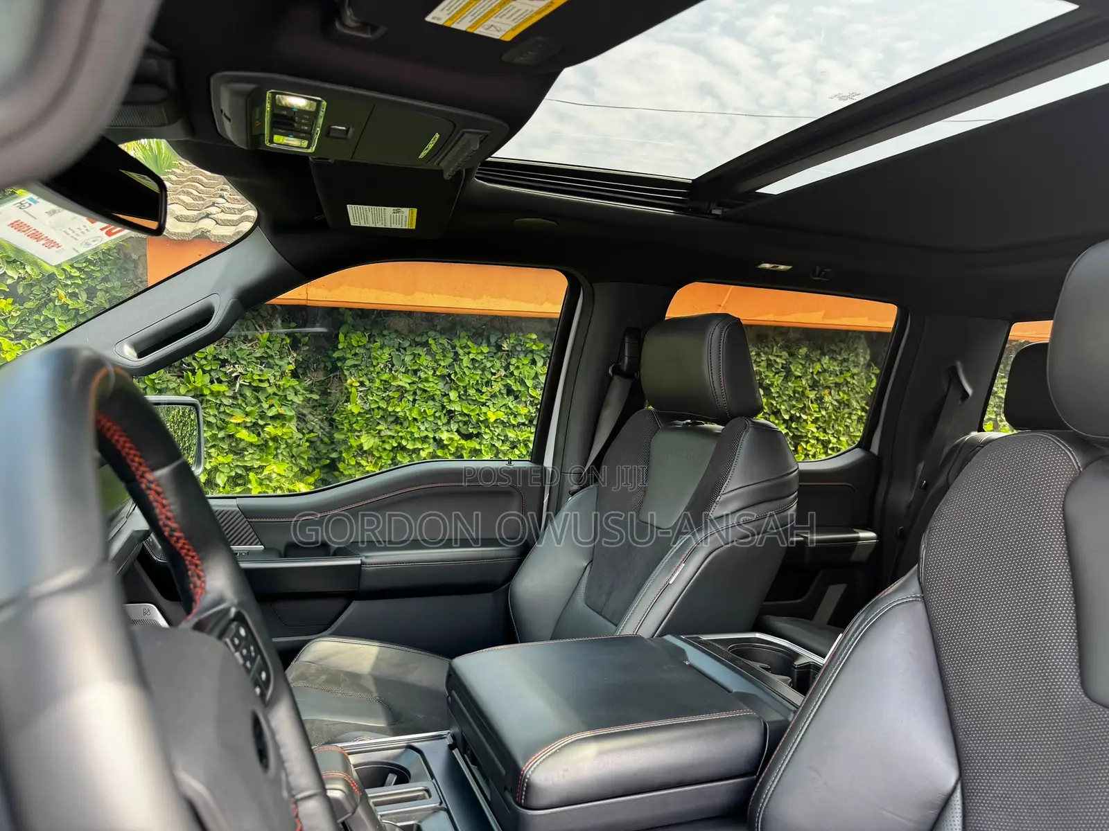 Ford F-150 Raptor 2024 Gray