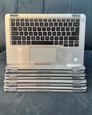 Laptop Dell Latitude 7400 2-in-1 8GB Intel Core i5 SSD 512GB
