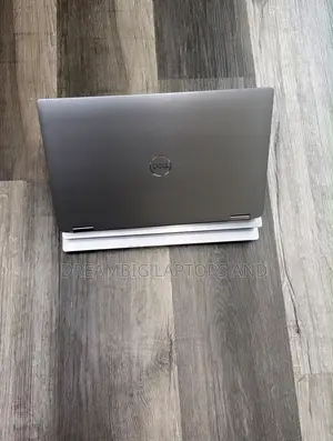 Laptop Dell Latitude 7400 2-in-1 8GB Intel Core i5 SSD 512GB