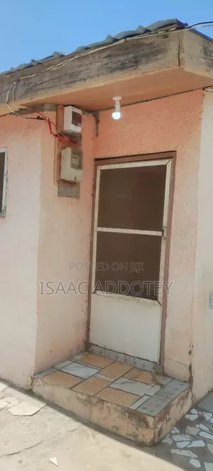 1bdrm Apartment in Spintex 18 Block, Baatsona Total for rent