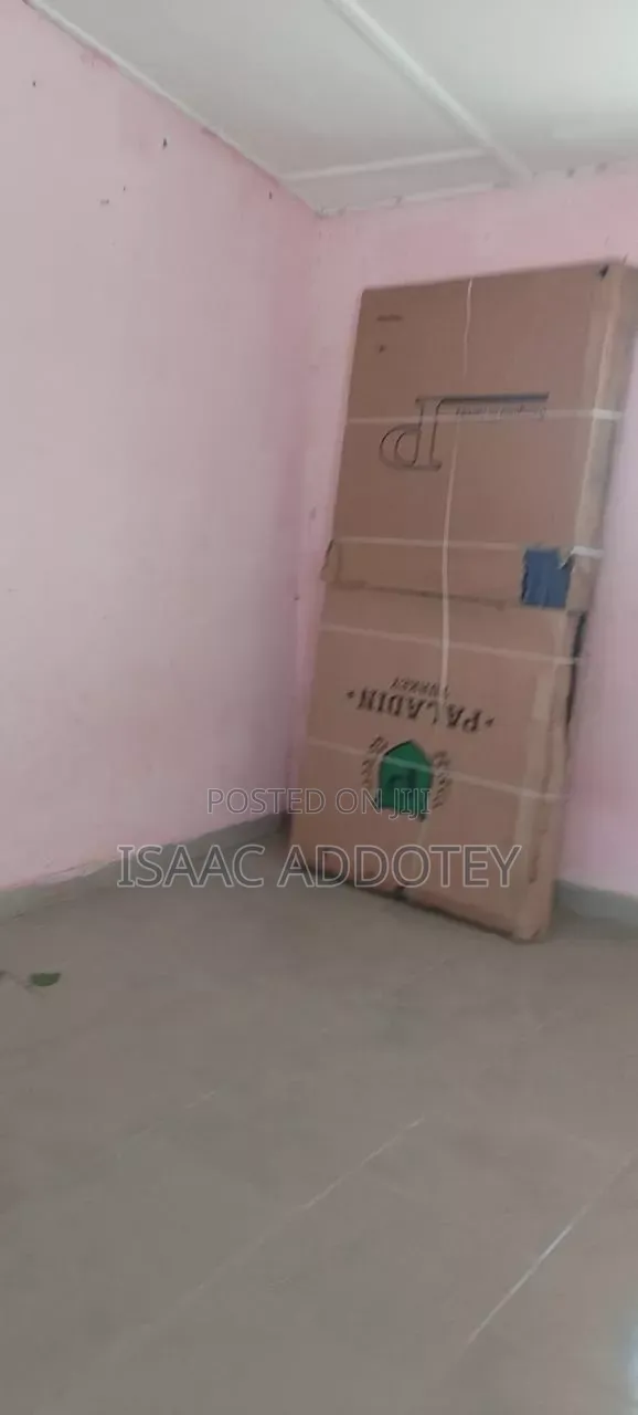 1bdrm Apartment in Spintex 18 Block, Baatsona Total for rent