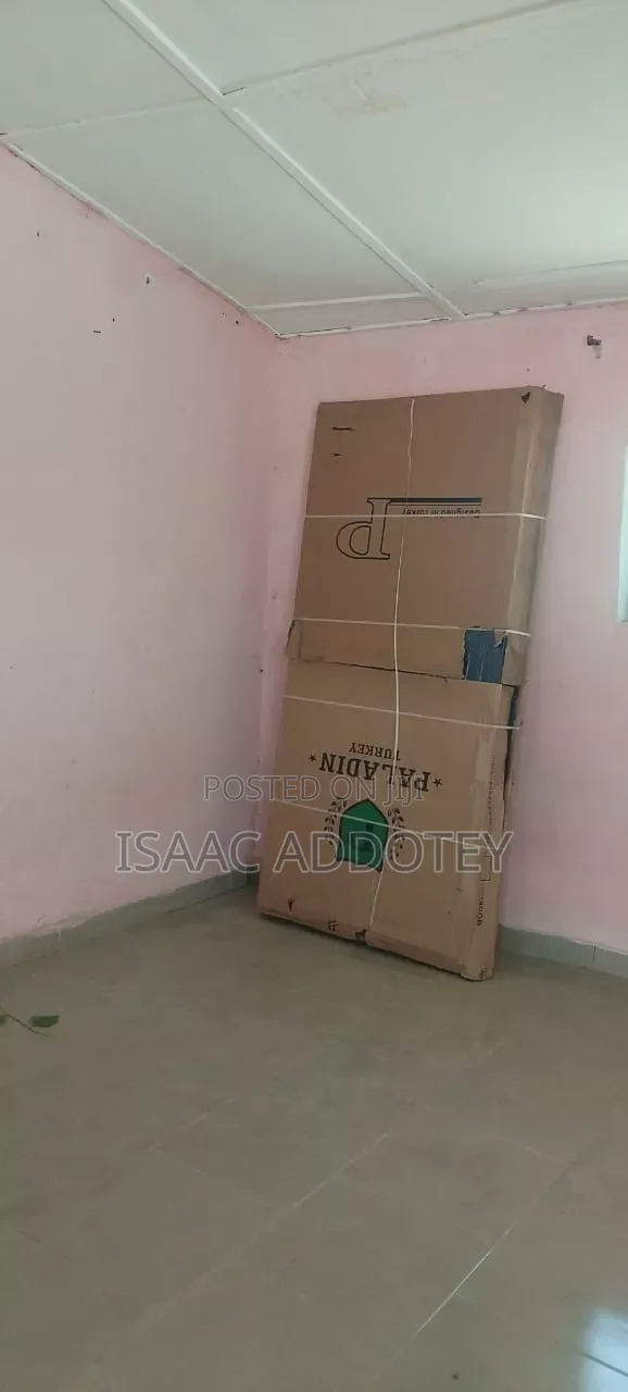 1bdrm Apartment in Spintex 18 Block, Baatsona Total for rent