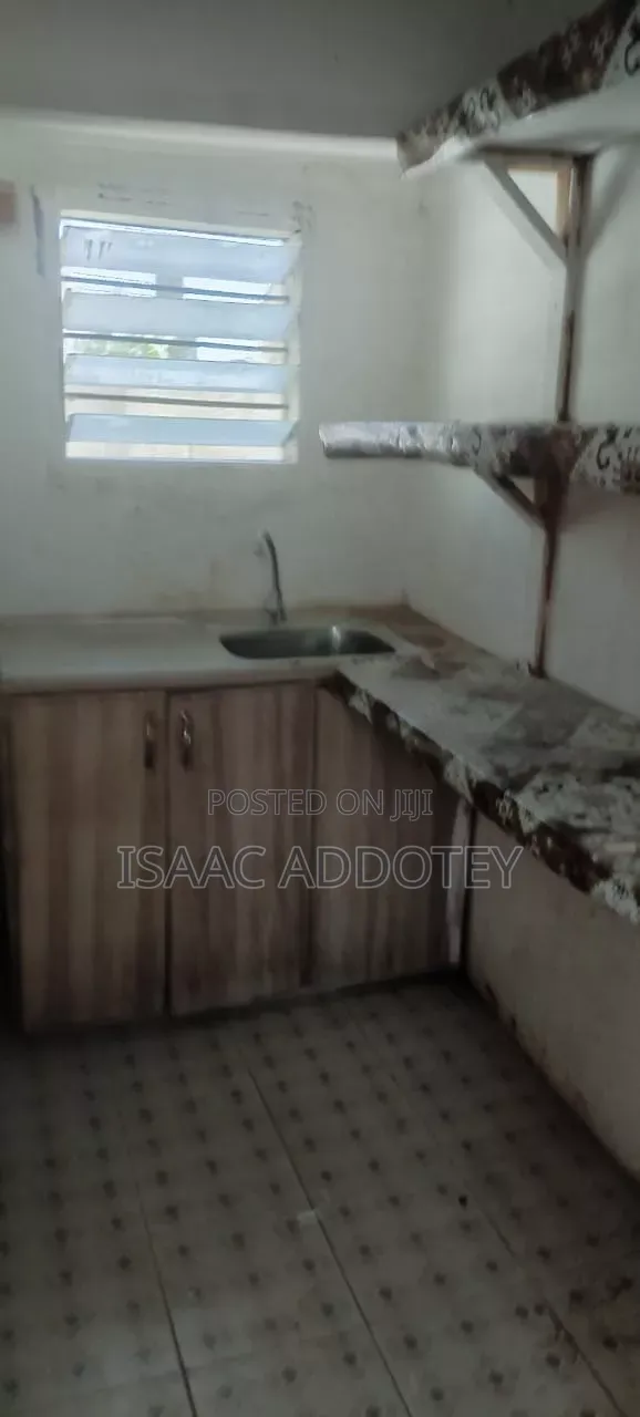 1bdrm Apartment in Spintex 18 Block, Baatsona Total for rent