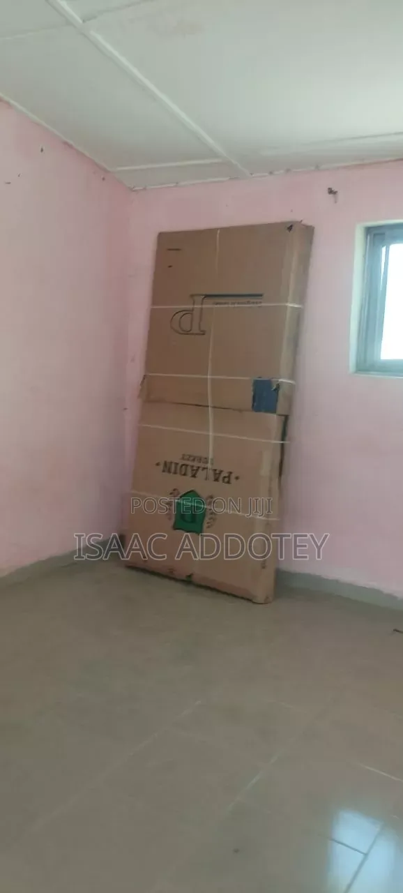 1bdrm Apartment in Spintex 18 Block, Baatsona Total for rent