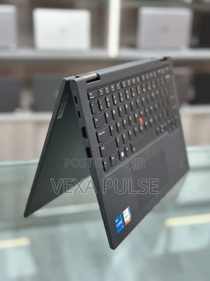Laptop Lenovo ThinkPad x13 Yoga 16GB Intel Core i5 SSD 512GB