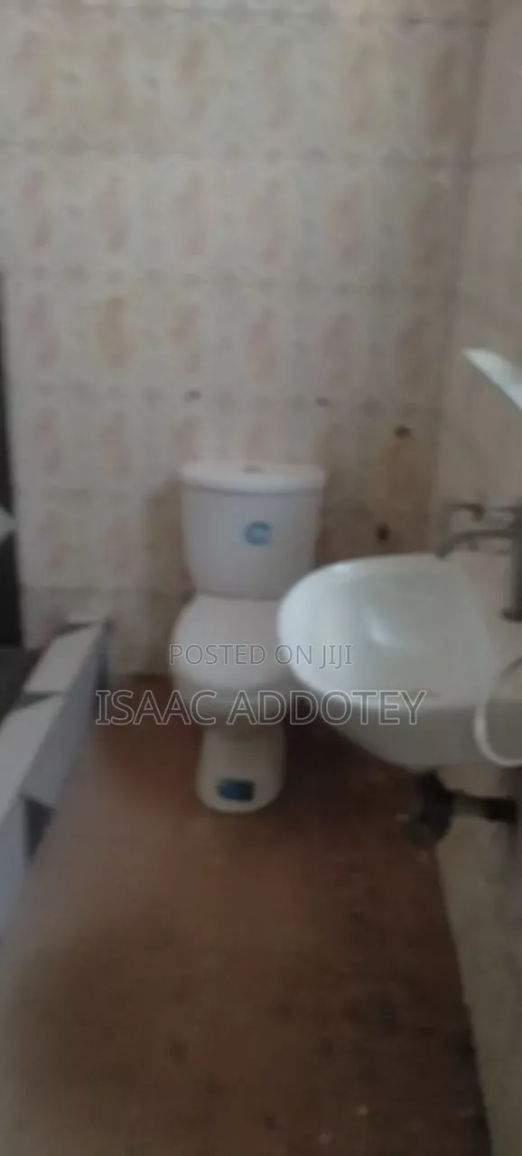 1bdrm House in Spintex 18 Block, Baatsona Total for rent