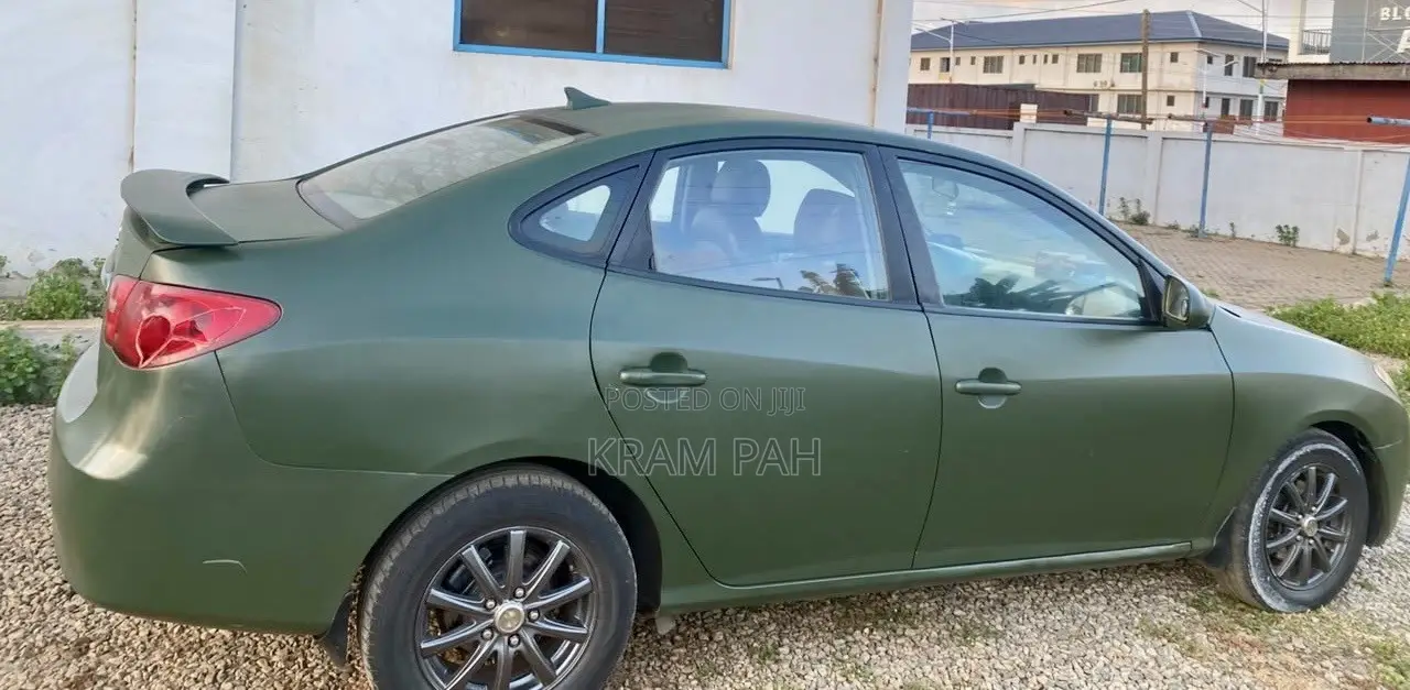 Hyundai Elantra 2010 Green