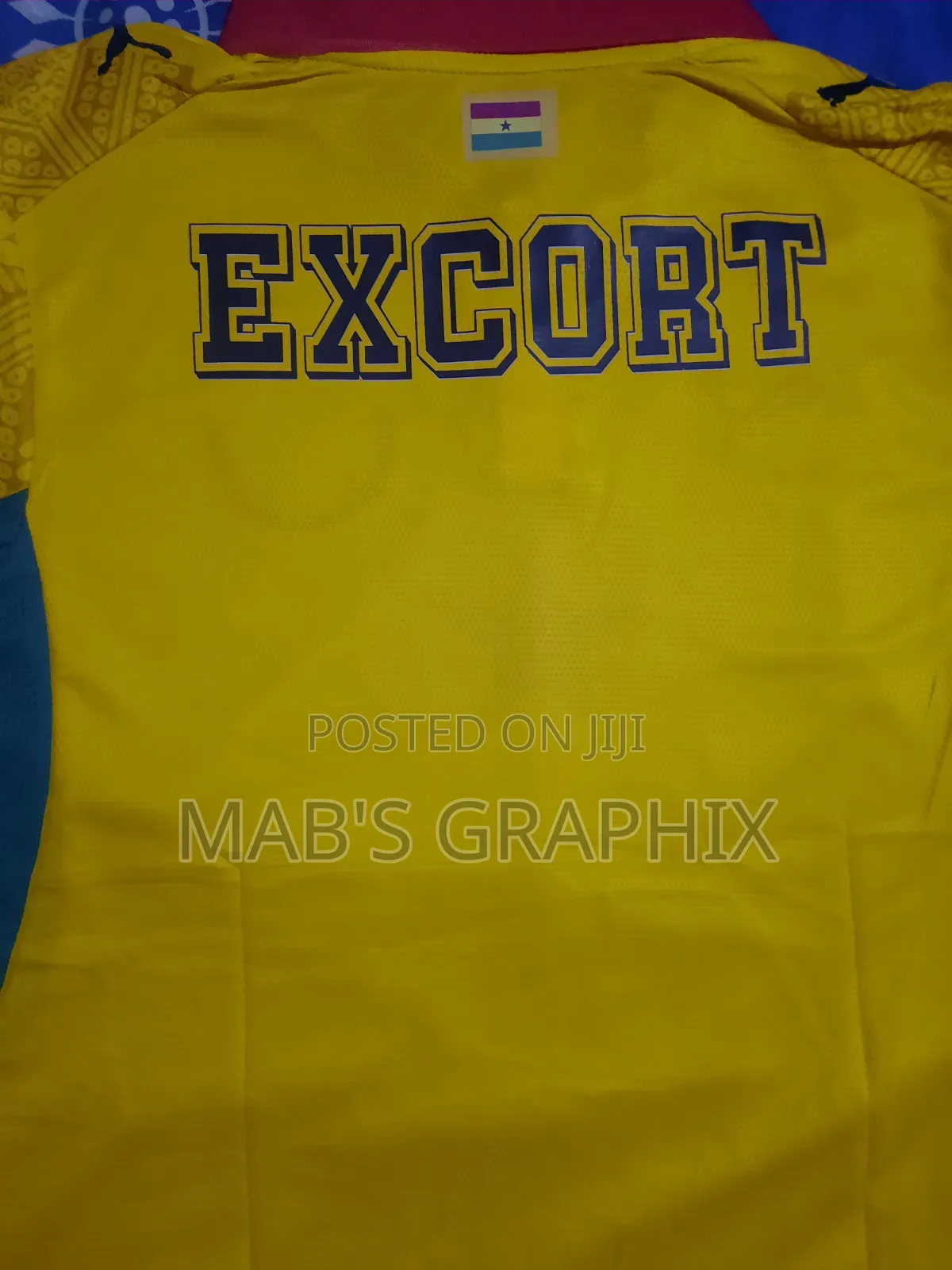 We Print T-Shirts, Tote Bags, Jersey Customisation and Others.