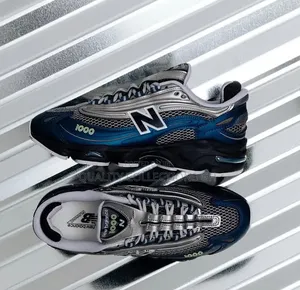 New Balance 1000 in Colours