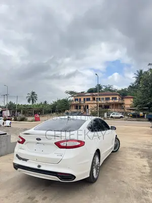 Ford Fusion Titanium AWD 2016 White