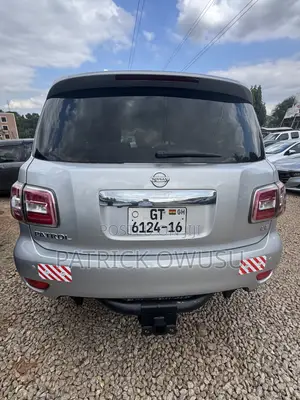 Nissan Patrol 2016 Silver