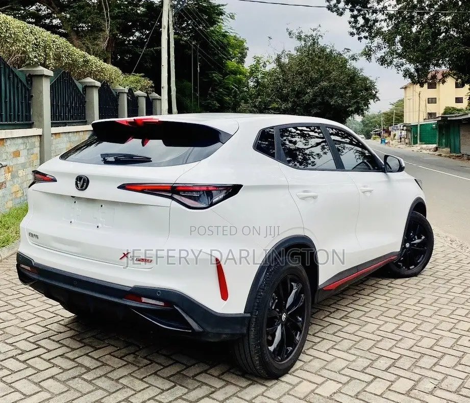 Changan X5 Plus 1.5 Blue Core FWD 2024 White