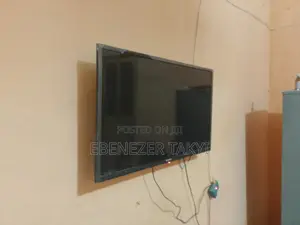 Nasco 32 Inches TV