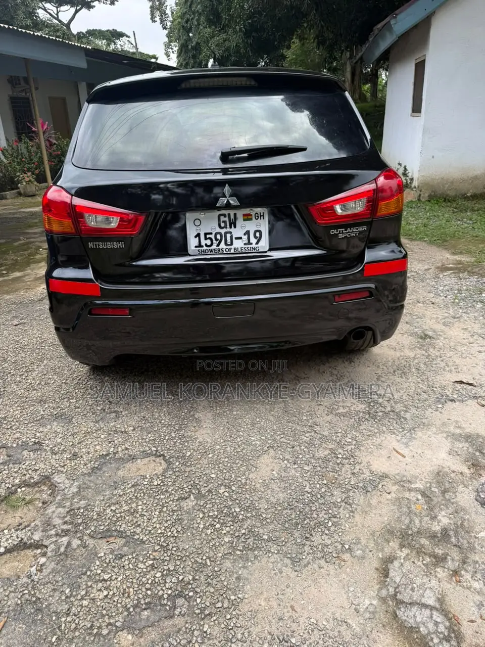 Mitsubishi Outlander 2012 Black