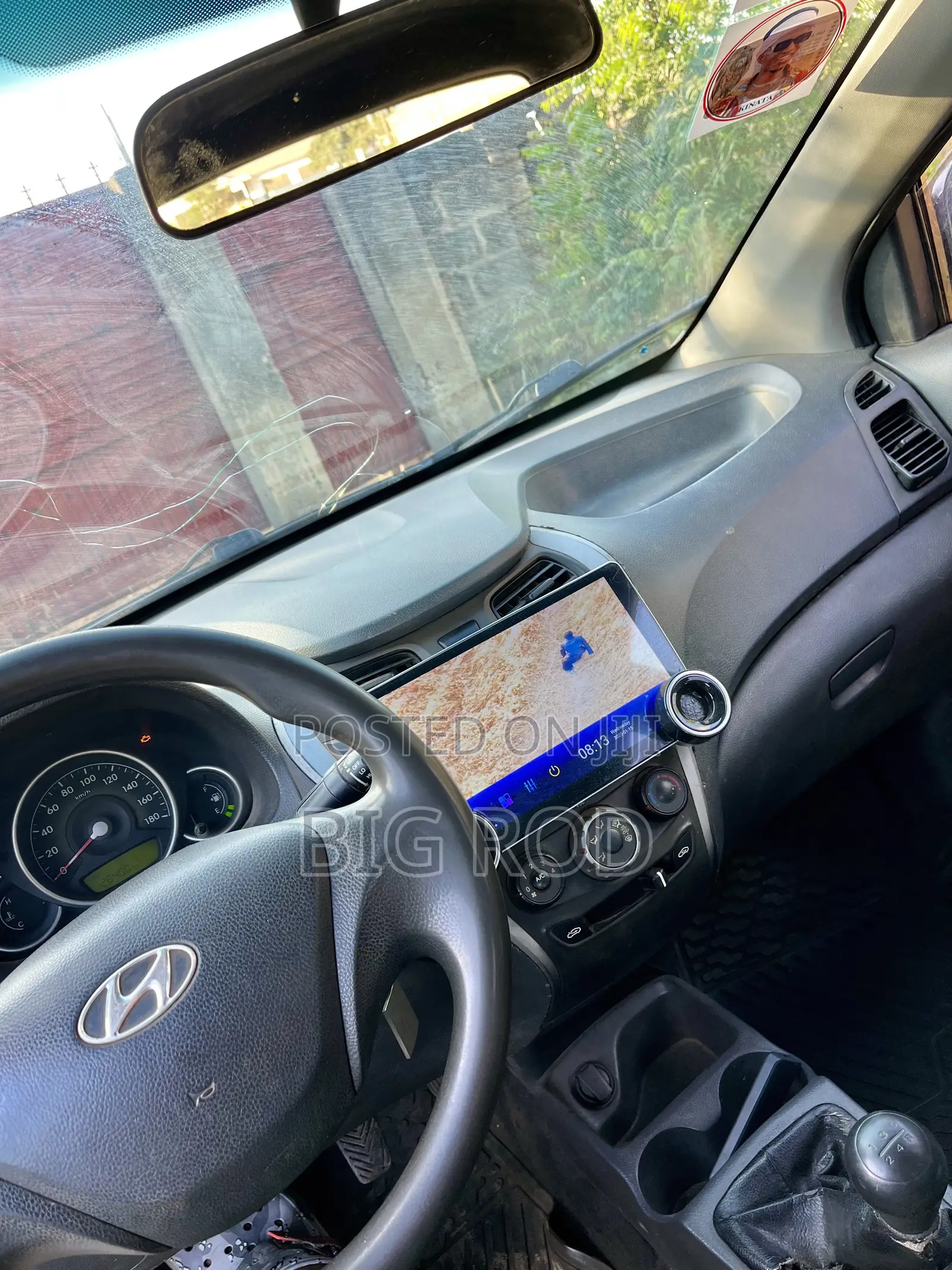 Hyundai Eon 2012 Black