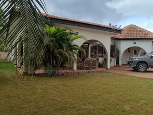 Furnished 4bdrm House in Adenta, Housing Down for rent