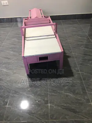 Soap Cutting Machine