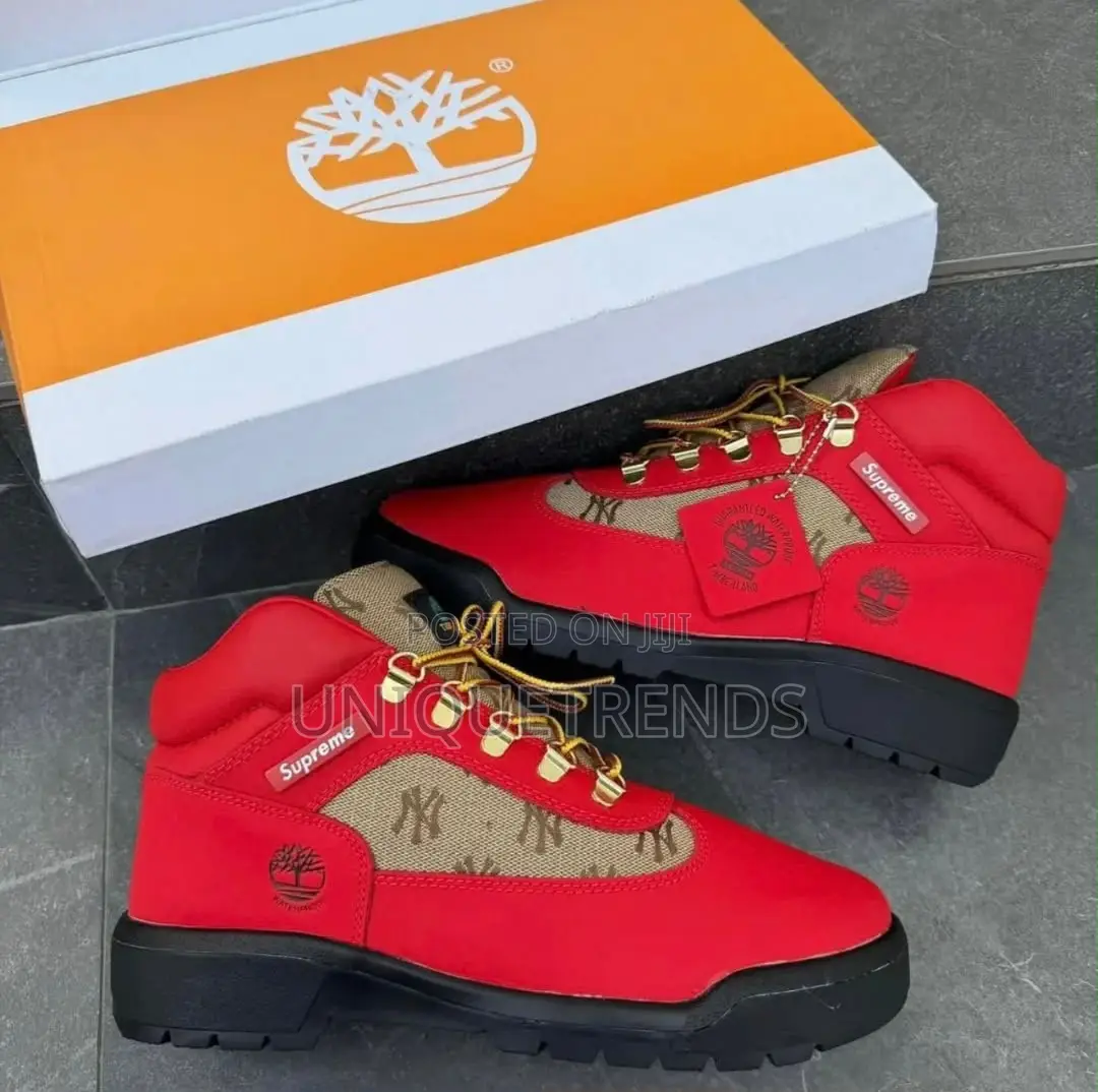 TIMBERLAND X Supreme X New York Yankees Field Boot (Red)