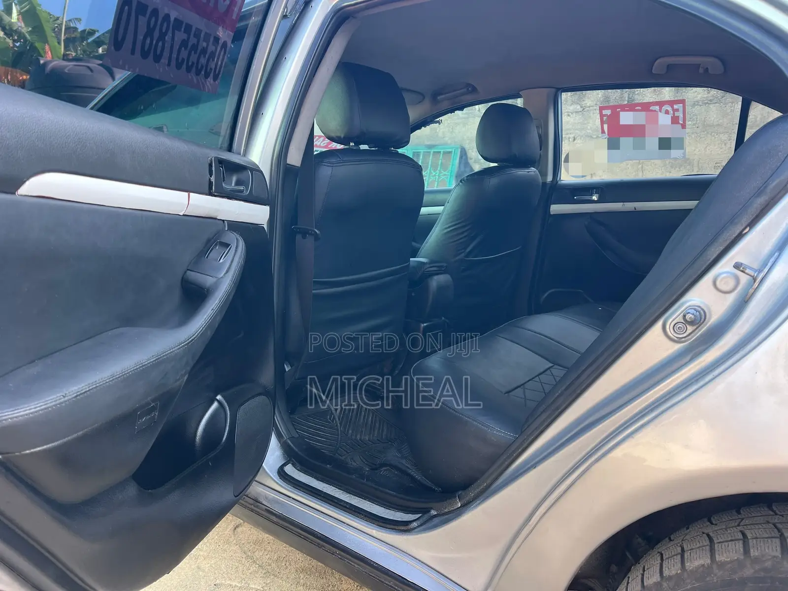 Toyota Avensis 2009 Silver