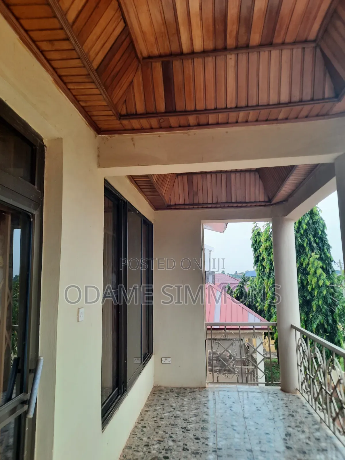 9bdrm Duplex in Shalom Estate, for sale