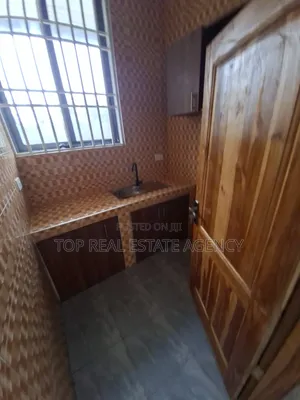 1bdrm Apartment in 150, Ga East Municipal for rent